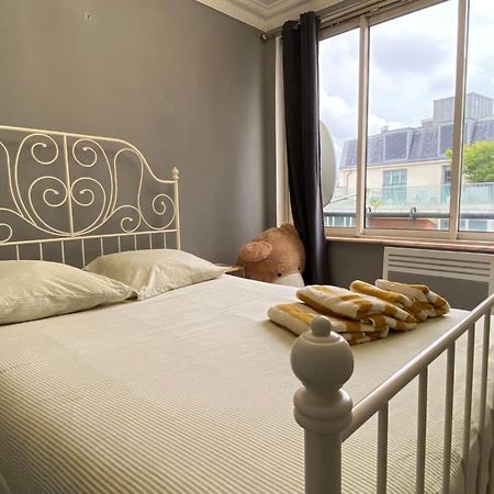 L'Appartement Des Champs Elysees Paris Luaran gambar
