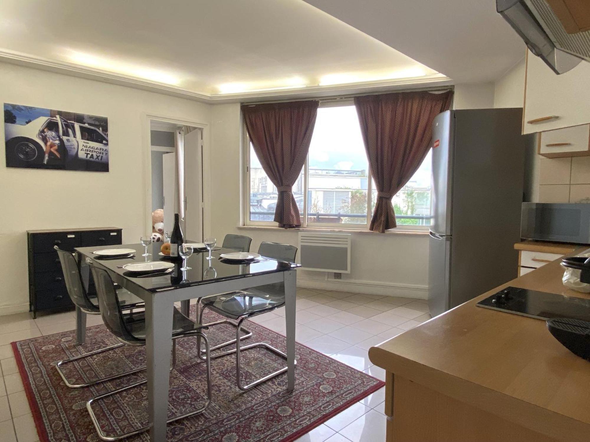 L'Appartement Des Champs Elysees Paris Luaran gambar